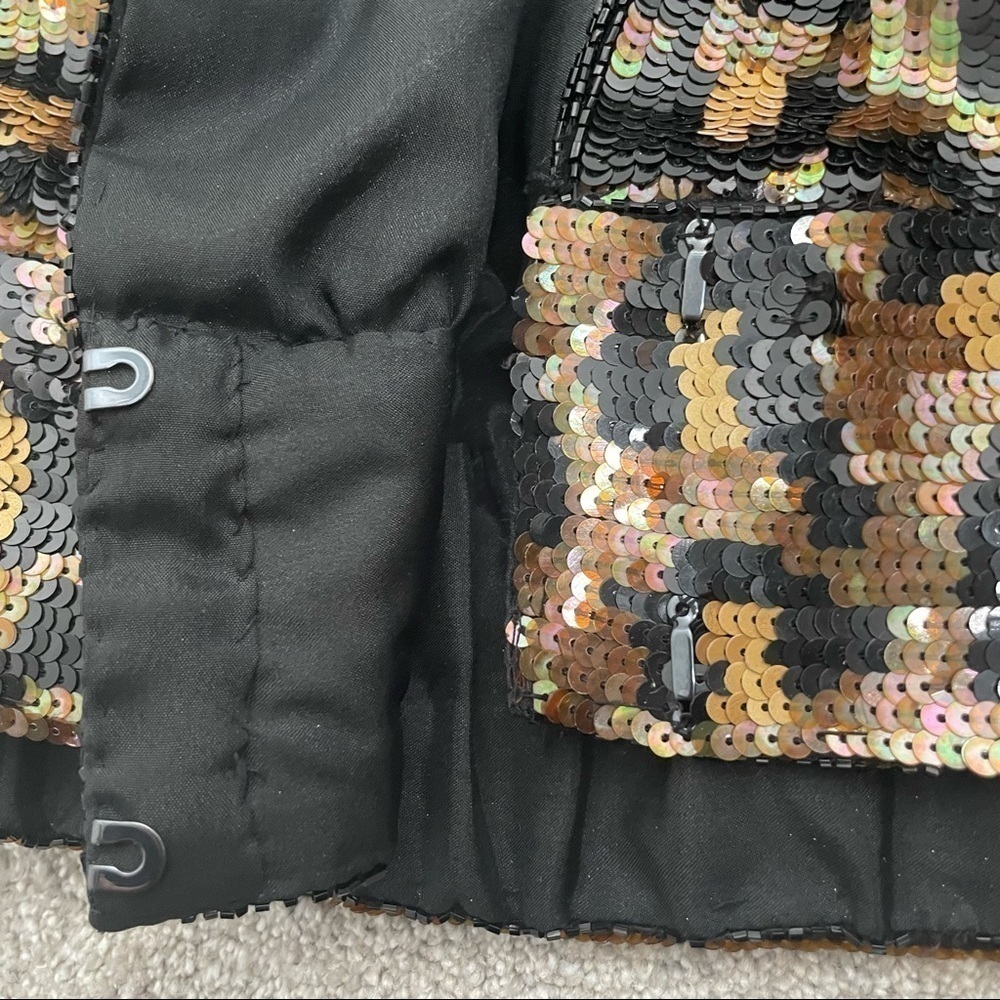 𝅺VINTAGE Fully Sequined Leopard Print Bomber Jacket - Picture 4 of 10